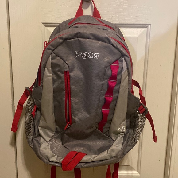 BRAND NEW Jansport Backpack - Picture 1 of 3